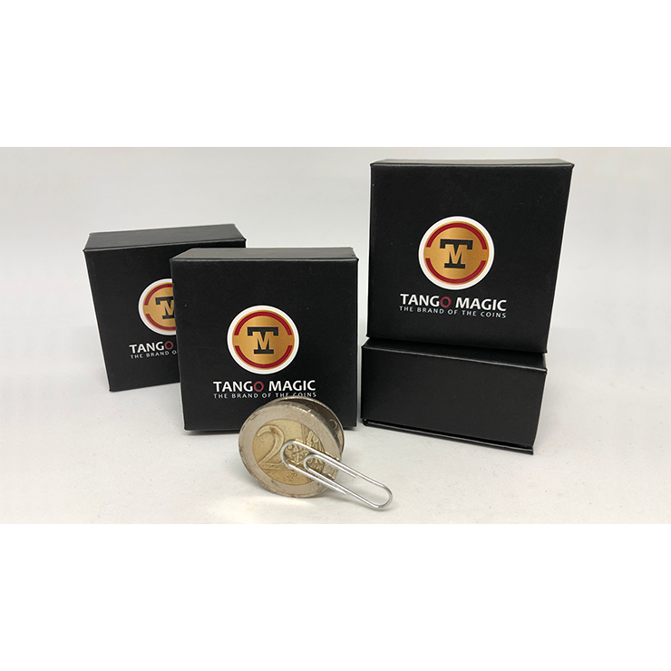 Magnetic Flipper Coin (2 Euro) by Tango Trick (E0034)